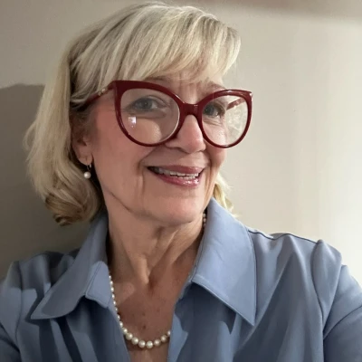 Mae Jo_Mastin