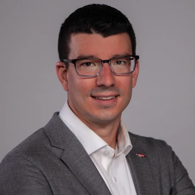 Daniel_Miller