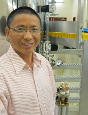 Jian_Hu