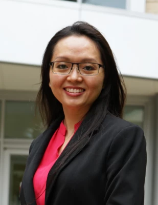 Uyen_Huynh