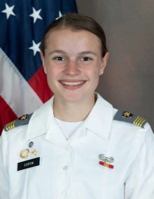 Mackenzie_Curtin