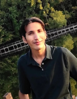 Ajmir_Khan
