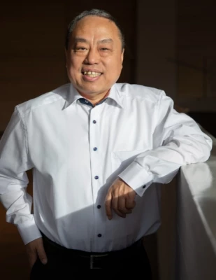 Yongdan_Li