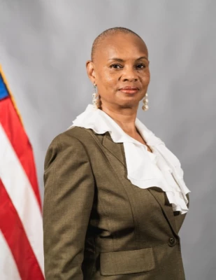 Sandra D._Bruce