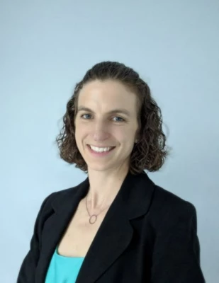 Pamela_Van Dort