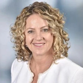 Lisa_Mitrovich