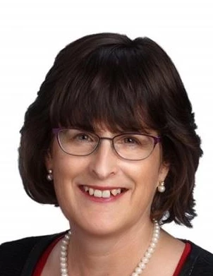 Debbie_Hale