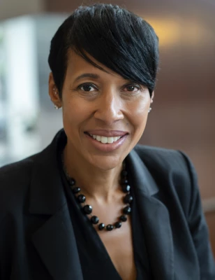 DeAnna_Minus-Vincent