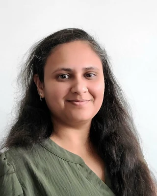 Varsha_Kansara