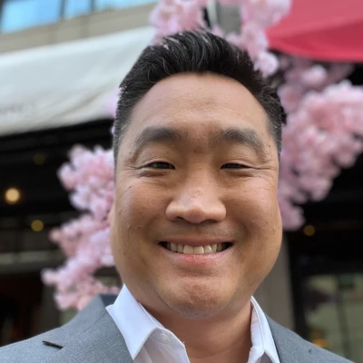 Robert_Kang