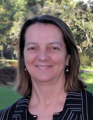 Julie  _Schoenung