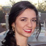 Betania  Nogueira, MD, Universidade Federal da Bahia Logo